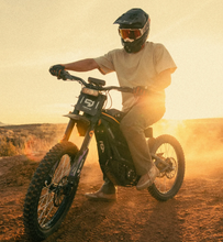 تحميل الصورة إلى عارض المعرض، 79BIKE-Falcon Pro Electric Dirt Bike