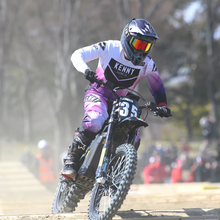 تحميل الصورة إلى عارض المعرض، دراجة CAOFEN FX للطرق الوعرة، 72 فولت، 60 أمبير/ساعة، جميع التضاريس، مدى 180 كم، سرعة 100 كم/ساعة، قوة 12000 وات