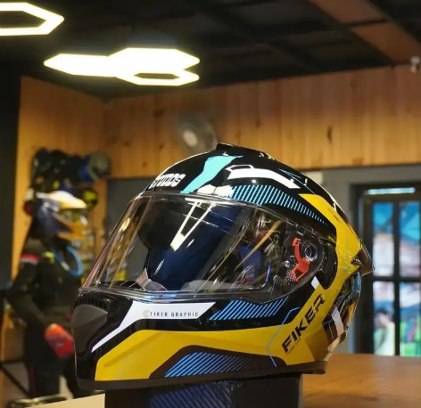 STUDDS DRIFTER FIKER DUAL VISOR FULL FACE HELMET