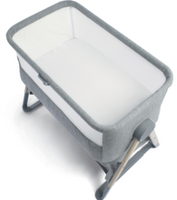 تحميل الصورة إلى عارض المعرض، Lua Bedside Crib Grey
