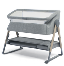 تحميل الصورة إلى عارض المعرض، Lua Bedside Crib Grey

