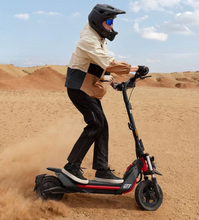 Load image into Gallery viewer, Segway E kick scooter ZT3 Pro
