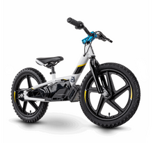 تحميل الصورة إلى عارض المعرض، STACYC 16 eDRIVE Kids Electric Dirt Bike Age 5-7
