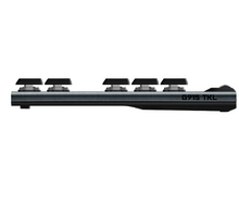 Load image into Gallery viewer, Logitec G915 TKL Wireless Low Profile Gaming Keyboard White
