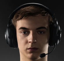 Load image into Gallery viewer, LOGITEC PRO X WIRELESS LIGHTSPEED Wireless 7.1 Gaming Headset
