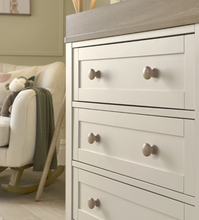 تحميل الصورة إلى عارض المعرض، Wedmore Dresser Changer - Pebble
