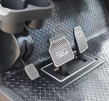 Load image into Gallery viewer, Electric Golf Cart Buggy Car Street Legal Cart 04 Seater
