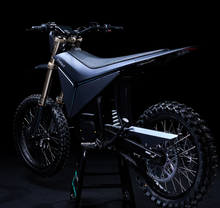 Load image into Gallery viewer, Y-VOLT Surge V Electric Dirt Bike – 35 kW Peak, 97.2V 45Ah
