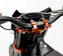 تحميل الصورة إلى عارض المعرض، Arctic Leopard EX 800 Electric Dirt Bike 72V 75Ah 25Kw with 220km Range 100kmh Speed
