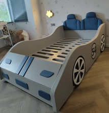 تحميل الصورة إلى عارض المعرض، Car Shaped Bed
