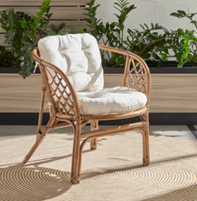 تحميل الصورة إلى عارض المعرض، 4-Seater Outdoor Lounge Set with Table – For Modern Décor
