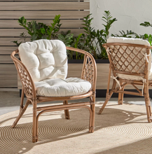 تحميل الصورة إلى عارض المعرض، 4-Seater Outdoor Lounge Set with Table – For Modern Décor
