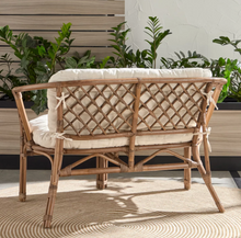 تحميل الصورة إلى عارض المعرض، 4-Seater Outdoor Lounge Set with Table – For Modern Décor
