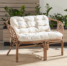 تحميل الصورة إلى عارض المعرض، 4-Seater Outdoor Lounge Set with Table – For Modern Décor
