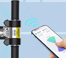 Load image into Gallery viewer, Airwheel SE3SL Electric Scooter Suitcase – Silver/Black
