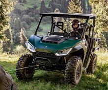 Load image into Gallery viewer, 2025 Segway UT6P Premium Utility UTV 44HP 567CC ENGINE 2W/4WD
