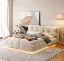 تحميل الصورة إلى عارض المعرض، Elegant Classic Bed With Bedside Lights
