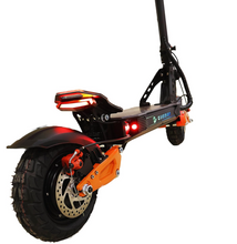 تحميل الصورة إلى عارض المعرض، Chenxian C3 E-scooter 48V 15Ah 2000W Dual motor high speed
