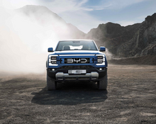 تحميل الصورة إلى عارض المعرض، BYD Shark 6 plug-in hybrid pickup- 2025
