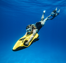 Load image into Gallery viewer, SEABOB F9 Carex Yellow-High-Performance Underwater Water E-Scooter

