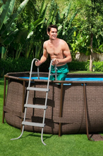 Load image into Gallery viewer, Bestway Pool Ladder Flowclear 107 |122 | 132cm
