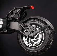 Load image into Gallery viewer, Hooga Daytona - 72V 40Ah, 5000W Dual motor All Terrain Hyper Scooter
