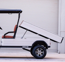 تحميل الصورة إلى عارض المعرض، 2-Seater Lifted Utility Cargo Golf Cart with Hydraulic Cargo Lift
