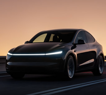 تحميل الصورة إلى عارض المعرض، Tesla Model Y All-Wheel Drive (AWD)
