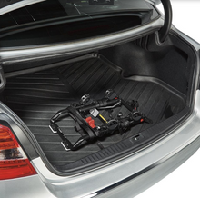 Load image into Gallery viewer, Allen Premier Trunk-Mounted Bike Rack for 02 Bikes - Black
