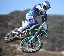 تحميل الصورة إلى عارض المعرض، Kove - Mx450 - Model 2026
