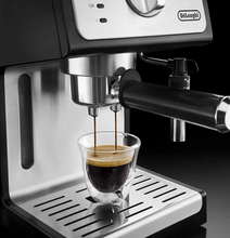 Load image into Gallery viewer, De'Longhi Traditional Barista Pump Espresso
