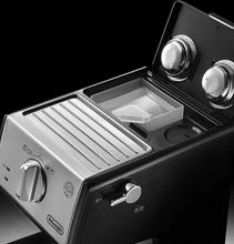 Load image into Gallery viewer, De'Longhi Traditional Barista Pump Espresso
