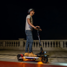 Load image into Gallery viewer, KuKirin M4 MAX Electric Scooter 48V 18.2Ah 800W
