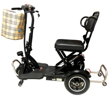 تحميل الصورة إلى عارض المعرض، V3 Electric folding mobility scooter
