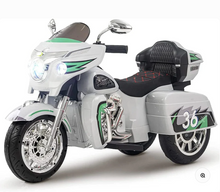 تحميل الصورة إلى عارض المعرض، Harley-Style Tri Glide Kids Ride-On Motorcycle with 3 Wheels and Hand Throttle - Age 3-6
