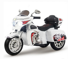 تحميل الصورة إلى عارض المعرض، Harley-Style Tri Glide Kids Ride-On Motorcycle with 3 Wheels and Hand Throttle - Age 3-6
