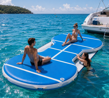 تحميل الصورة إلى عارض المعرض، Portable Inflatable Floating Pickleball Court – Commercial Water Sports Court for UAE Resorts &amp; Marinas
