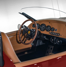 تحميل الصورة إلى عارض المعرض، Vanderhall Carmel Luxury Three-Wheel Roadster 185Hp 136Kw 280Nm 1.5L 4 Cylinder

