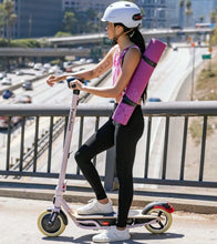 تحميل الصورة إلى عارض المعرض، Yvolution YES Electric Scooter
