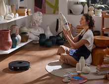 Load image into Gallery viewer, roborock Qrevo Master Robot Vacuum Cleaner EU White
