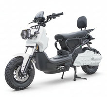 تحميل الصورة إلى عارض المعرض، New Sports City EBike With AX1 style Head lights 1500W
