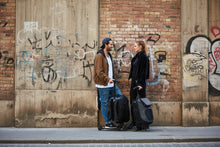 تحميل الصورة إلى عارض المعرض، Micro Kickpack Black - Scooter Bag Age 12+
