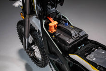 Load image into Gallery viewer, Surron Ultra Bee Electric Dirt Bike MX ebike 74V 55Ah Road Legal Version
